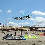 Апартаменты Zeedijk Oostduinkerke Frontaal Zeezicht - Volledig Gerenoveerd 2022! Остдёйнкерке