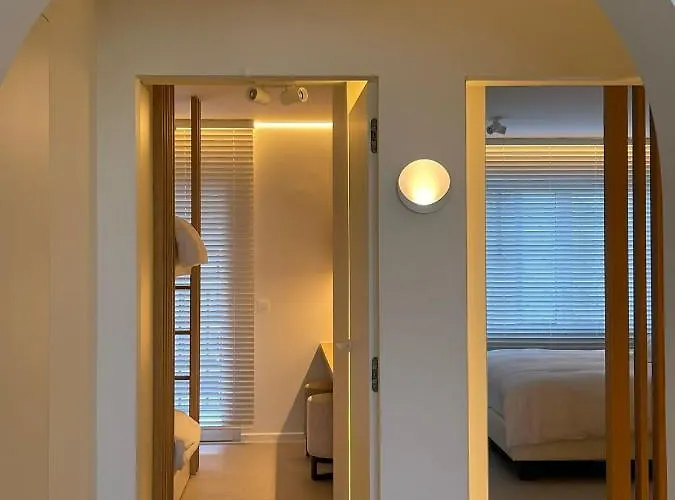 Apartment Zeedijk Oostduinkerke Frontaal Zeezicht - Volledig Gerenoveerd 2022! Oostduinkerke