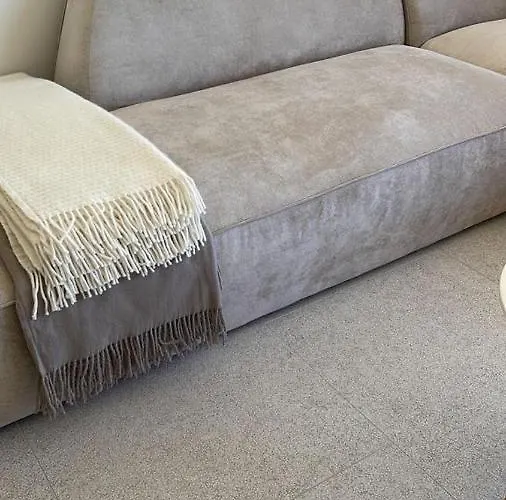 Zeedijk Oostduinkerke Frontaal Zeezicht - Volledig Gerenoveerd 2022! *