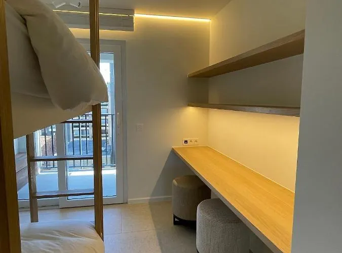 Zeedijk Oostduinkerke Frontaal Zeezicht - Volledig Gerenoveerd 2022!