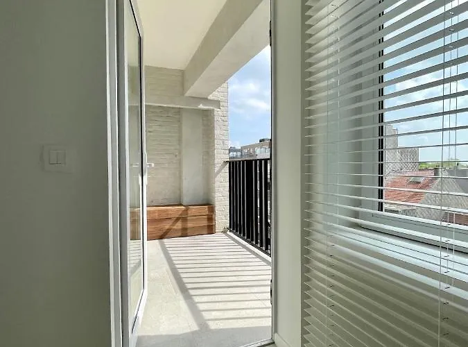 Zeedijk Oostduinkerke Frontaal Zeezicht - Volledig Gerenoveerd 2022! Apartment Oostduinkerke